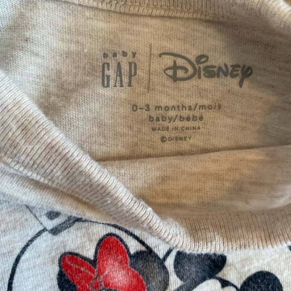 Baby Gap oatmeal one piece Sz 0-3 months good condition - Picture 4 of 4